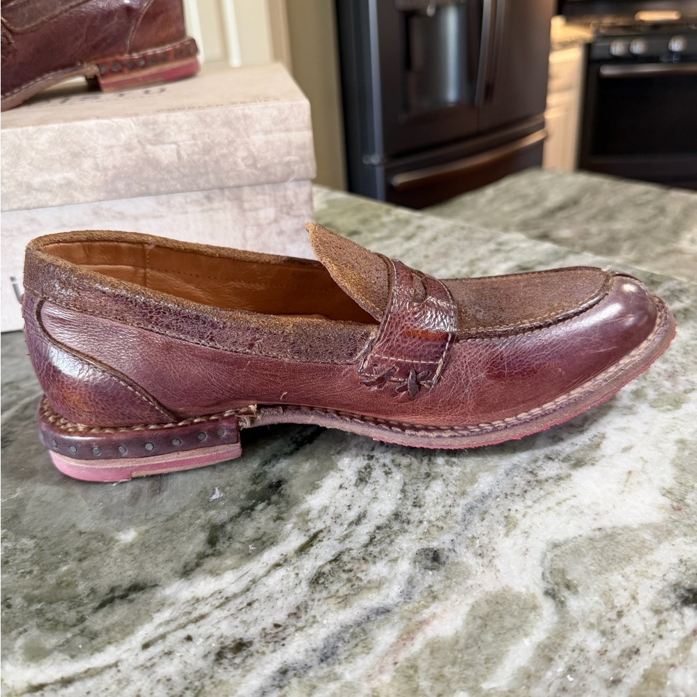 BED|STU Women’s Reina Distressed Leather Loafers - Picture 2 of 4